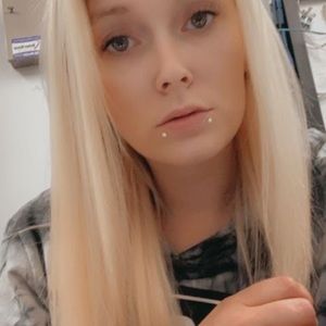 Meet your Posher, Briana